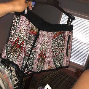 CUTE SHORTS